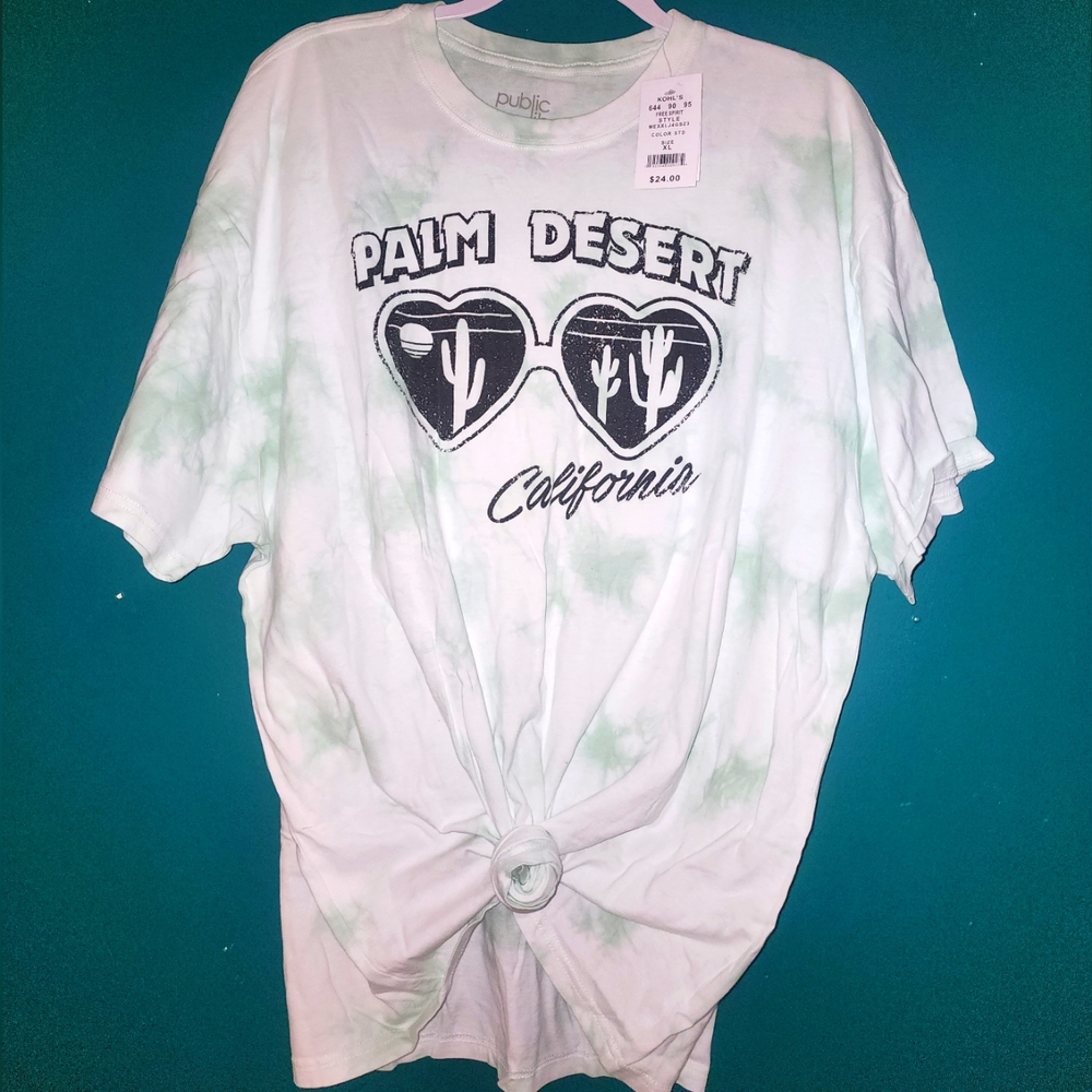 NWT Palm Springs TShirt